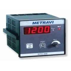 HT-13 Temperature and Humidity Meter - Metravi Instruments