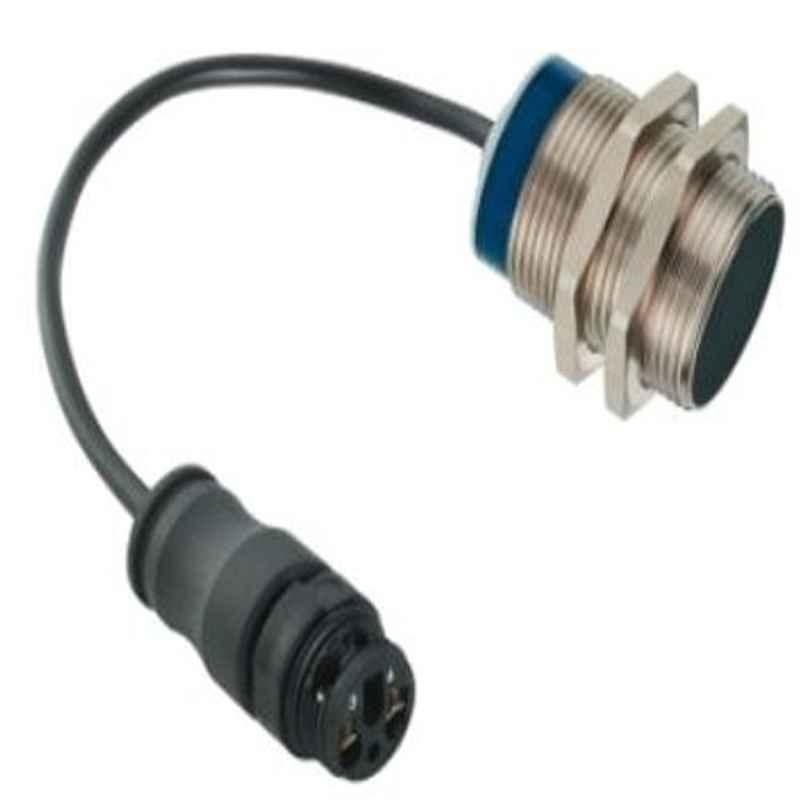 Schneider 0.15x62mm 24-240 VAC/DC XS6 M30 Brass Inductive Sensor, XS630B1MBL01B