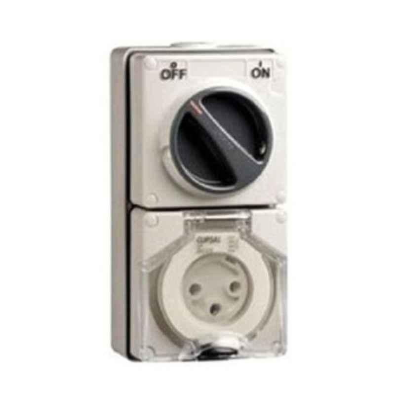 Schneider 56 Series 56C315RP 250V 15A IP66 Single Pole 3 Pin Switch Socket Outlet