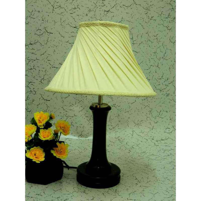 Tucasa Fashionable Wooden Table Lamp, Off White Pleated Shade, LG-1026