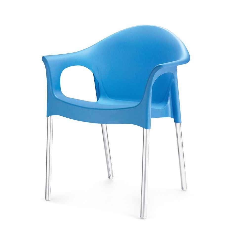 A blue chair перевод