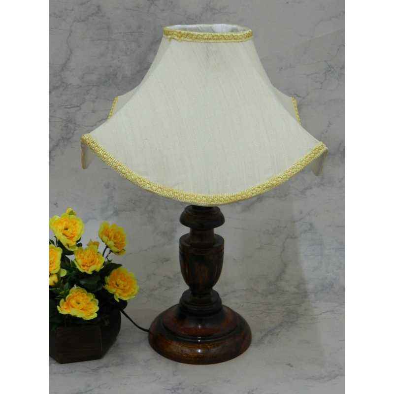 Tucasa Royal Wooden Table Lamp with Off White Designer Shade, LG-819