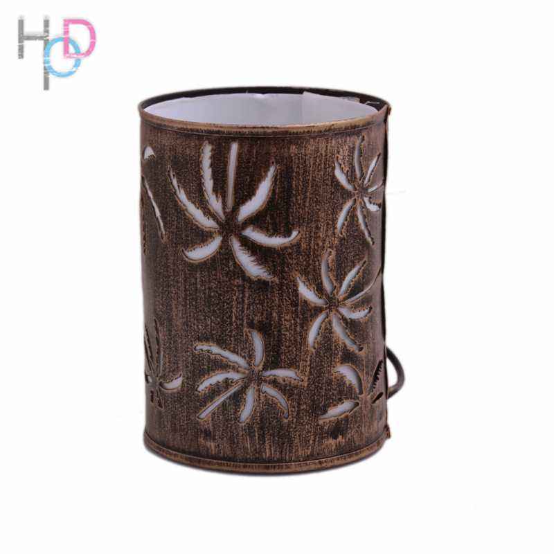 Height of Design HODNL68 Golden Coconut Tree Night Lamp