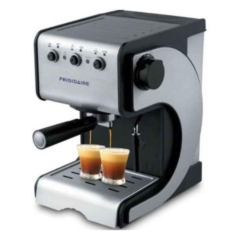 Frigidaire FD7189 1600W 1.5L Silver & Black Espresso Maker