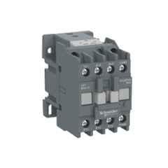 Schneider Electric EasyPact 6A 220V 3 Pole AC3 Power Contactor, LC1E0610M5