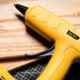 Deli DL403040 7.2V 2000mAh Plastic Yellow Professional Lithium Hot Melt Glue Gun