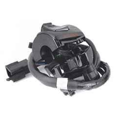Uno Minda LHS Handle Bar Switch with 9 Pin Male Black, 2 Flat Bullets & 2 Short Wires for Hero CBZ Disc/Drum, SW-0659C