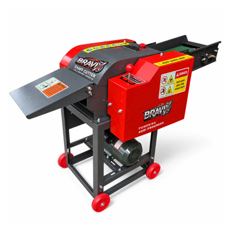 BRAVIX 2HP Single Phase Chaff Cutter with Motor, 1 Fix & 4 Rotating Blade, Gear, Roller & Conveyor Belt, Capacity: 1500-1800kg/hr