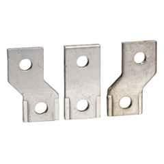 Schneider Electric EasyPact CVS Compact NSX 70mm 3 Pole Flat Connection Spreader, 32492