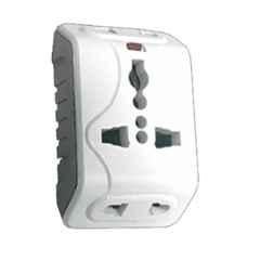 Gold Coast 6A Polycarbonate White Universal Multi Plug Adaptor, 2173-WH