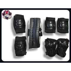 RB International Black Skating Kit Premiumm-122 Skating Kit