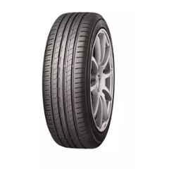 Buy Yokohama Blue Earth GT AE51 94W 215/55R17 Tubeless Tyre for
