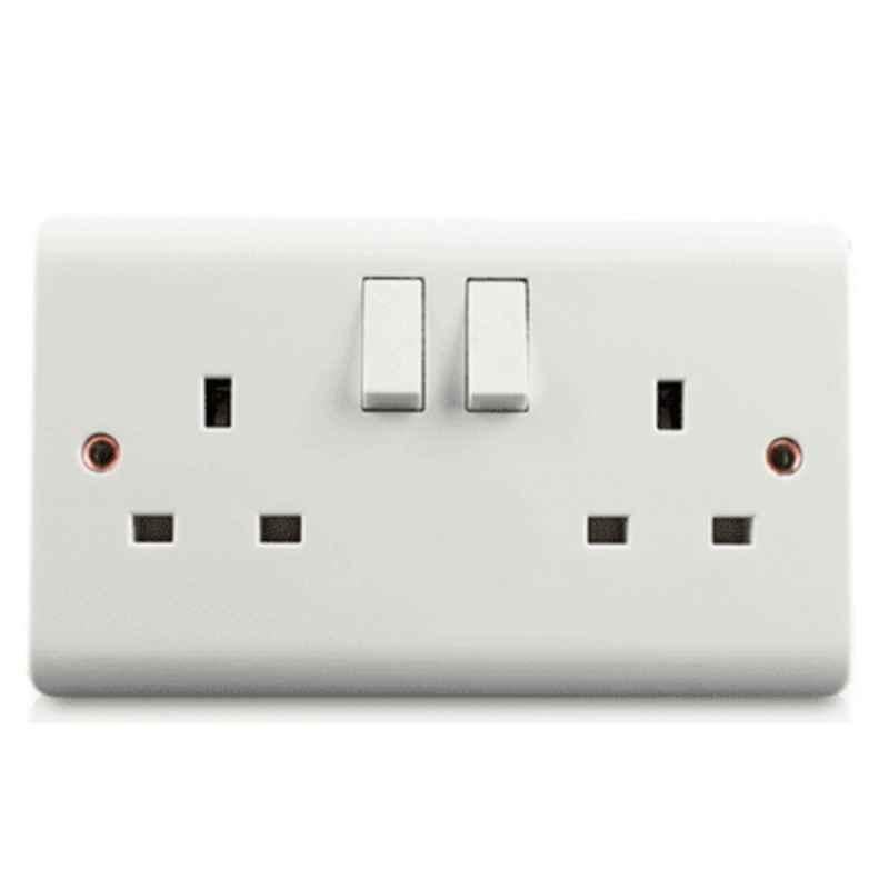Micron 13A 2 Gang Bakelite White Switch Socket, MME0247