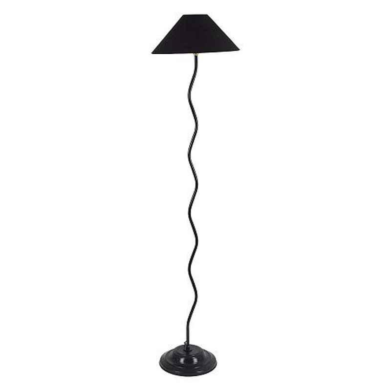 Tucasa Floor Lamp with Black Shade, LG-607, Weight: 1100 g