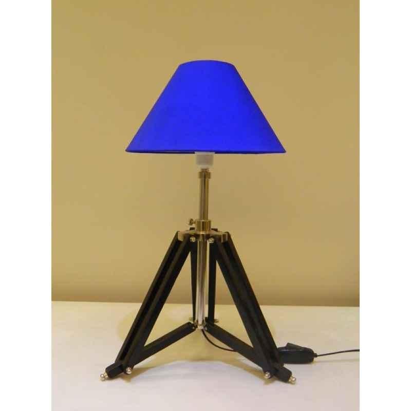 Tucasa Mango Wood Black Tripod Table Lamp with Polycotton Blue Shade, P-19