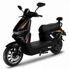 Amo Electric Bikes Brisk LA 25km/hr 60V Non RTO Black Electric Scooter with 60-70 km Per Charge Range